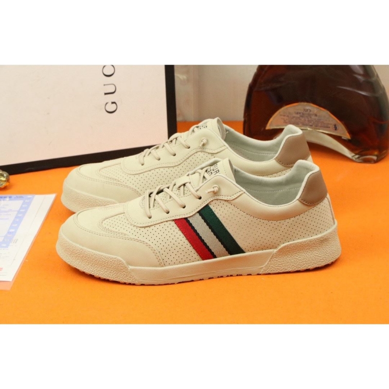 G*u*i casual shoes